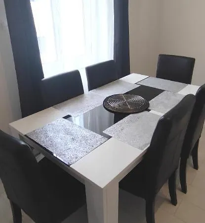 Go To Lux Logement Entier Parking Gratuit Algrange Exterior photo